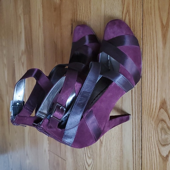 Steve Madden Laady Gladiator Heels - Picture 4 of 4